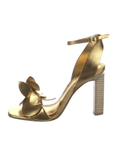 Pre-owned Mercedes Castillo Leather Sandals In Gold