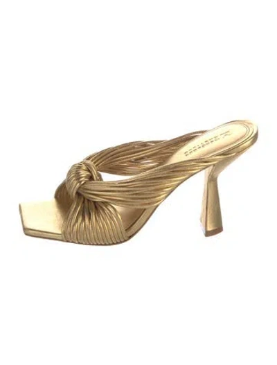 Pre-owned Mercedes Castillo Leather Slides