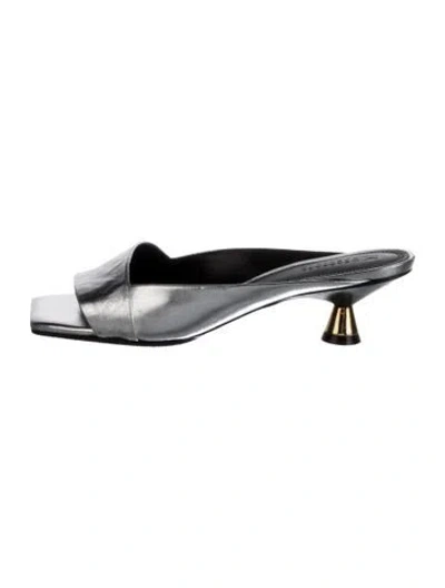 Pre-owned Mercedes Castillo Leather Slides In Silver