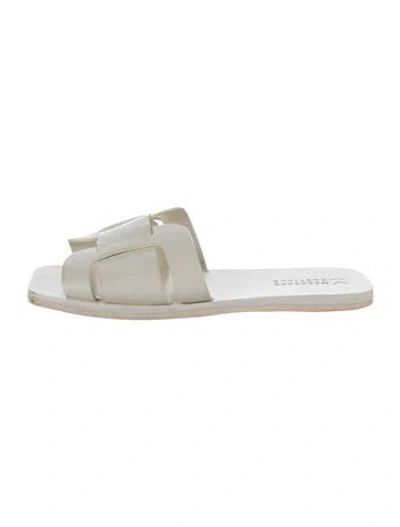 Pre-owned Mercedes Castillo Leather Slides In White