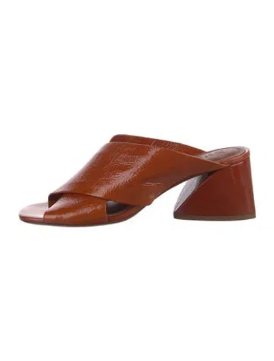 Pre-owned Mercedes Castillo Patent Leather Slides In Orange