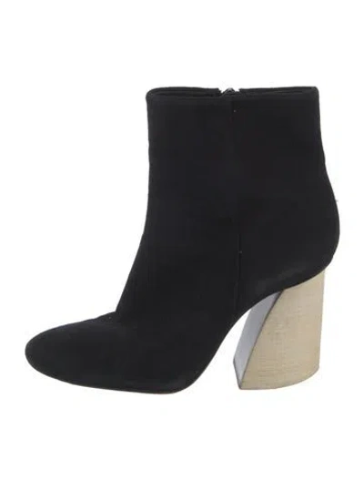 Pre-owned Mercedes Castillo Suede Boots In Black