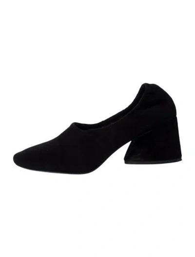 Pre-owned Mercedes Castillo Suede Pumps In Black