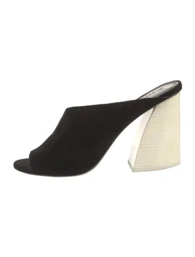 Pre-owned Mercedes Castillo Suede Slides In Black