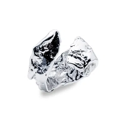 Mercela Women's Wide Open Silver Statement Ring With Textured Sculptural Form – Nature Inspired Chunky Jewel In Metallic