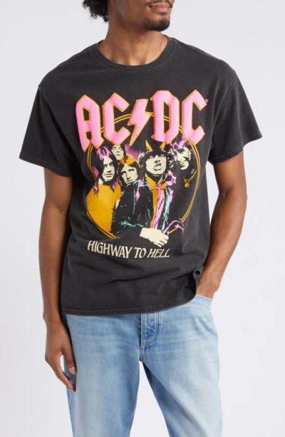 Merch Traffic Ac/dc Highway To Hell Graphic T-shirt In Black