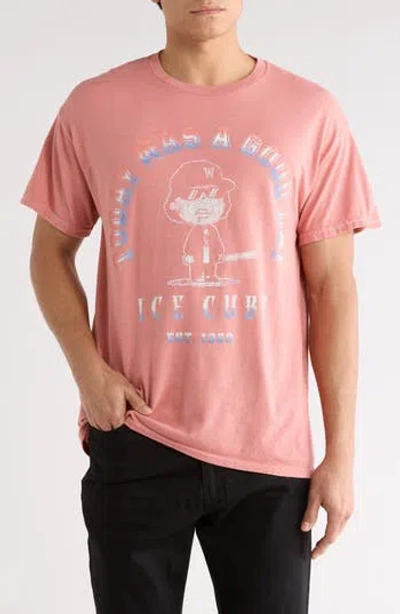 Merch Traffic Ice Cube Cotton Graphic T-shirt In Pink