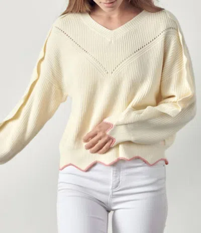 Merci Scallop Pullover Sweater In Ivory Coral Combo