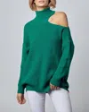 Merci Shoulder-baring Turtleneck Sweater In Forest Green In Multi
