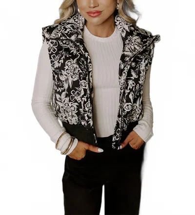 Merci Statement Floral Puffer Vest In Black In Gray