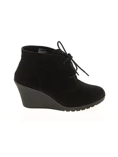 Pre-owned Merona Ankle Boots In Black