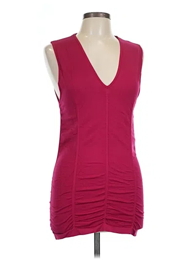 Pre-owned Merona Sleeveless T-shirt In Burgundy
