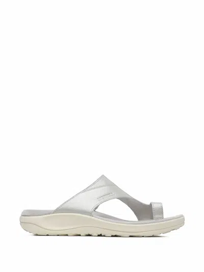 Merrell District 4 Luxe Post Sandals In Silver