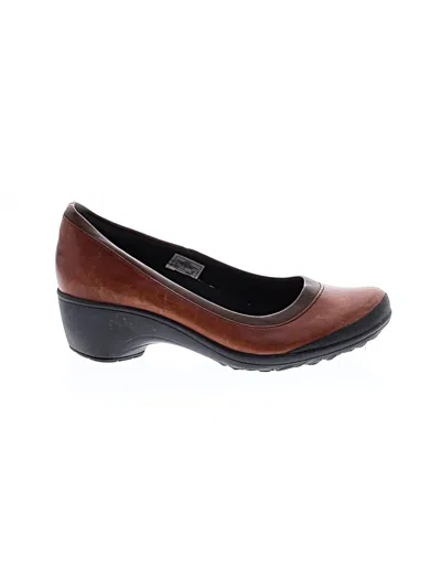 Pre-owned Merrell Heels In Brown