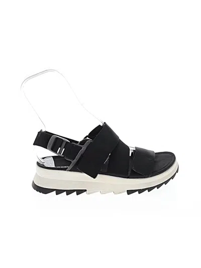 Pre-owned Merrell Sandals In Black
