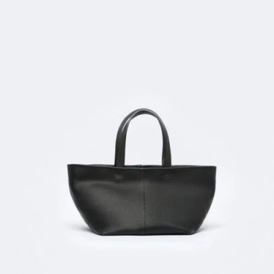 Mesch Ana Leather Tote In Black