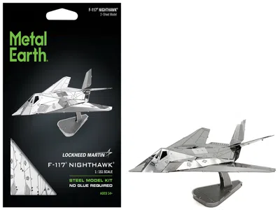 Metal Earth Model Kit Lockheed Martin F-117 Nighthawk Stealth Aircraft "united States Air Force" (moderate Diffi In Gray