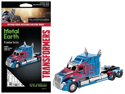 Metal Earth Model Kit Western Star 5700 Truck "optimus Prime" Blue With Red Flames "transformers: The Last Knigh