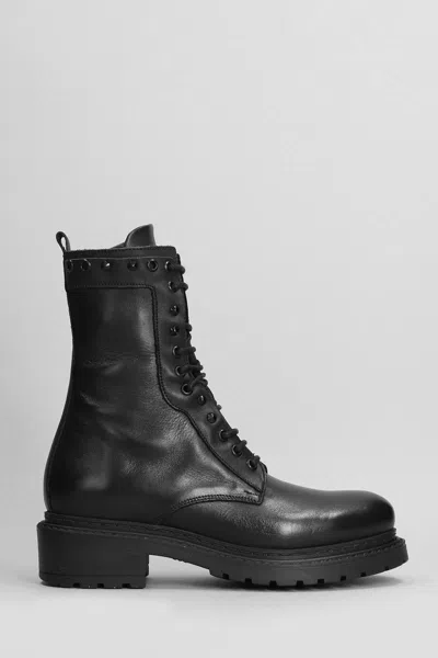 Metisse Combat Boots In Black