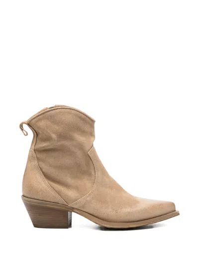 Metisse Pointed-toe Boots In Neutral
