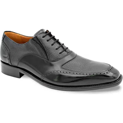 Mezlan Textured Oxford
