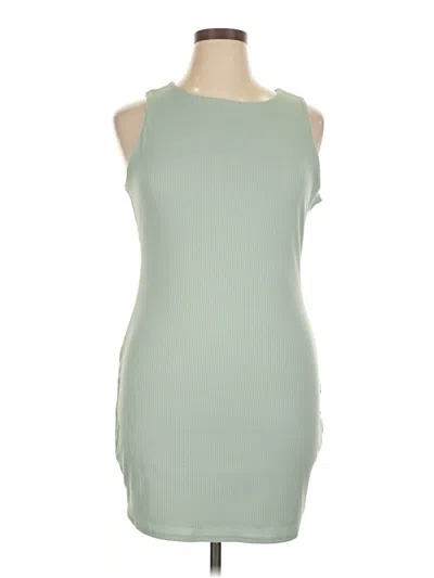 Pre-owned Mi Ami Casual Dress In Green