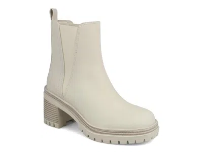 Mia Adea Bootie In Gray