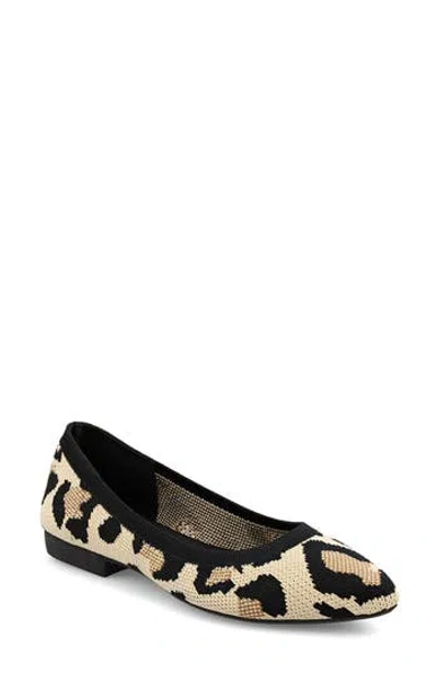 Mia Amore Josey Stretch Knit Flat In Leopard