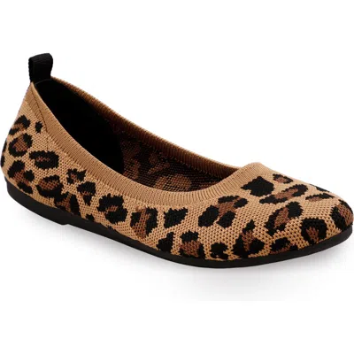 Mia Amore Marylu Flat In Tan Leopard