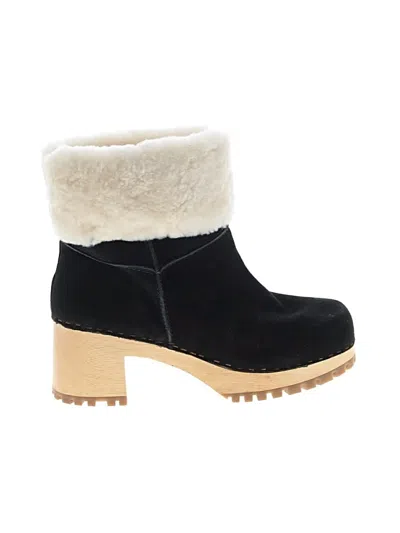 Pre-owned Mia Ankle Boots In Black