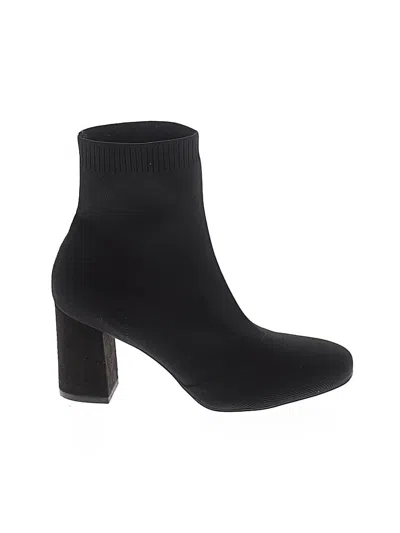 Pre-owned Mia Ankle Boots In Black