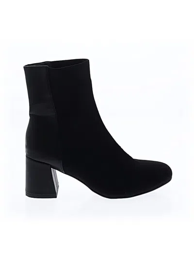 Pre-owned Mia Ankle Boots In Black