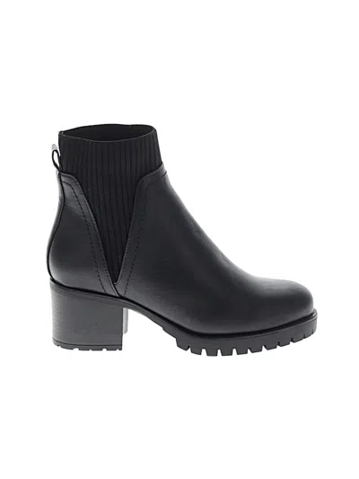 Pre-owned Mia Ankle Boots In Black