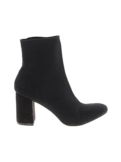 Pre-owned Mia Ankle Boots In Black