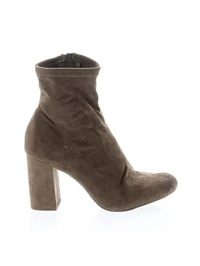 Pre-owned Mia Ankle Boots In Brown