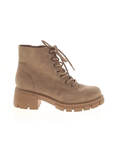 Pre-owned Mia Ankle Boots In Tan