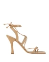 Mia Becar Woman Toe Strap Sandals Camel Size 5 Soft Leather In Beige