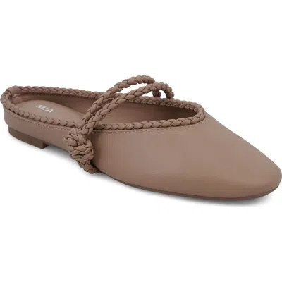 Mia Bellinni Faux Leather Flat Mule In Neutral