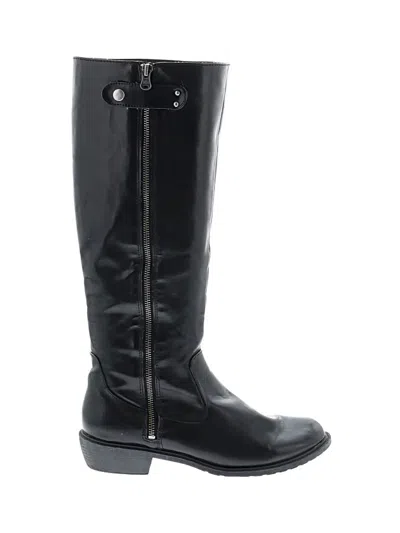 Pre-owned Mia Boots In Black
