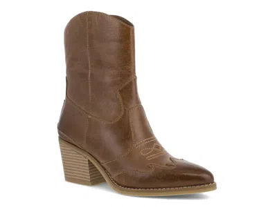 Mia Clorinda Bootie In Brown