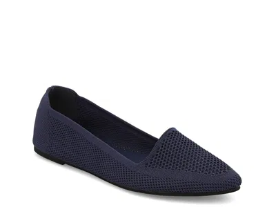 Mia Corrine Flat In Blue