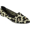 Mia Corrine Knit Flat In New Leopard