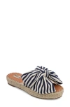 Mia Danielle Platform Sandal In Navy/natural