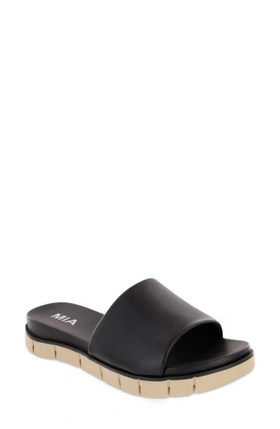 Mia Elsie Slide Sandal In Black