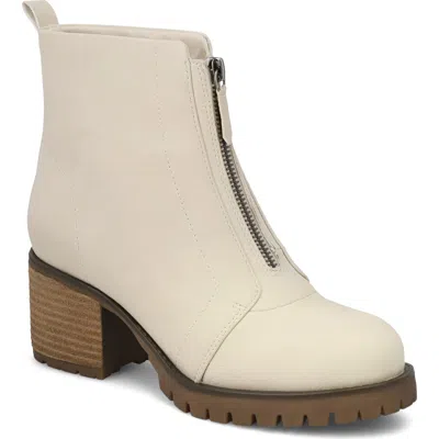 Mia Fabiola Front Zip Boot In Animal Print