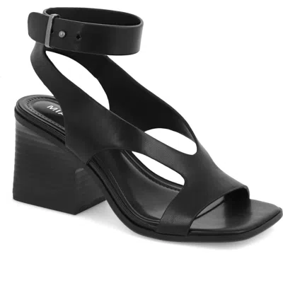 Mia Felipa Sandal In Black