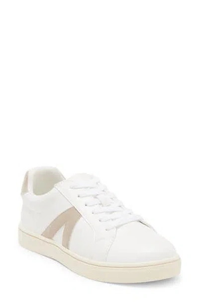 Mia Italia Low Top Sneaker In White/cement