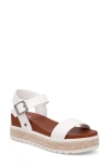 Mia Kasandra Platform Sandal In White Bona/ Silver