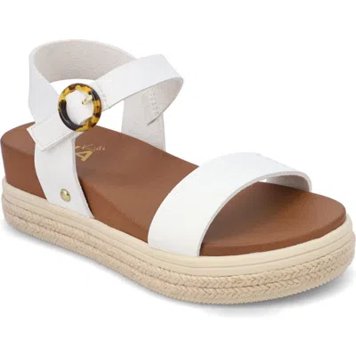 Mia Kids' Pyper Platform Sandal In White