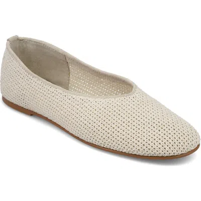 Mia Kinsley Flat In Neutral